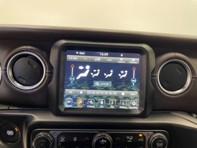 Jeep Wrangler Unlimited 2.0 atx phev Sahara 4xe auto (19)