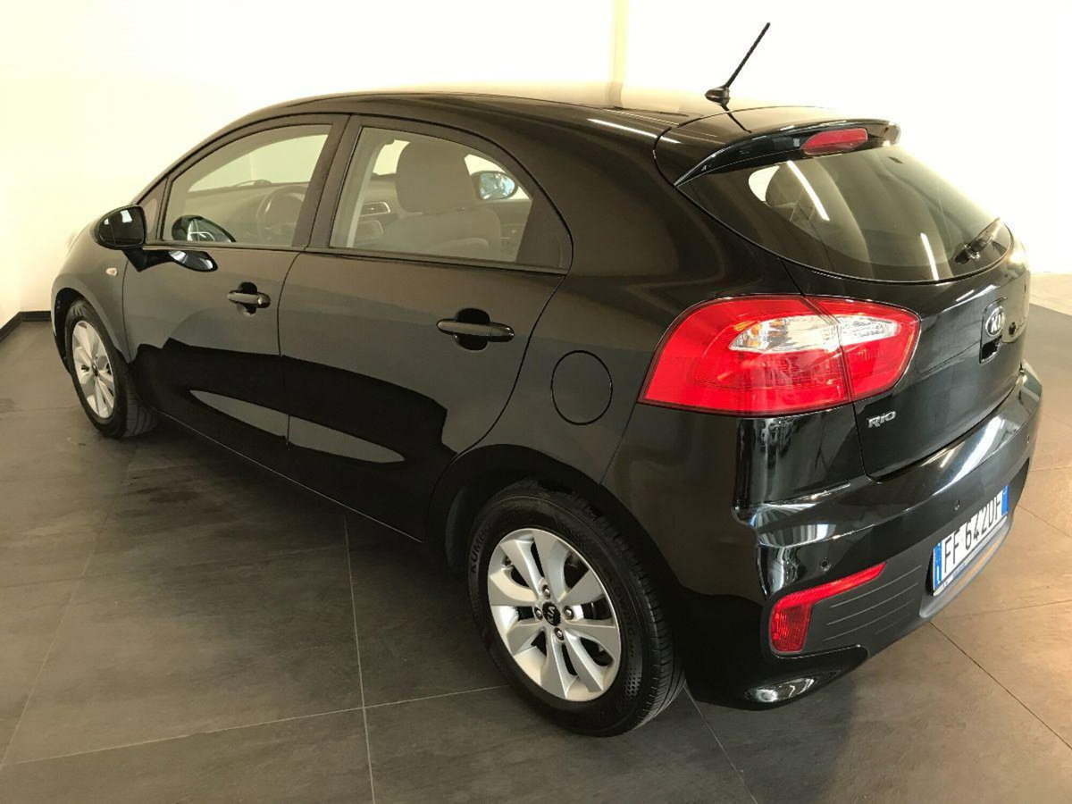 Kia Rio 1.2 CVVT 5p. Active (5)