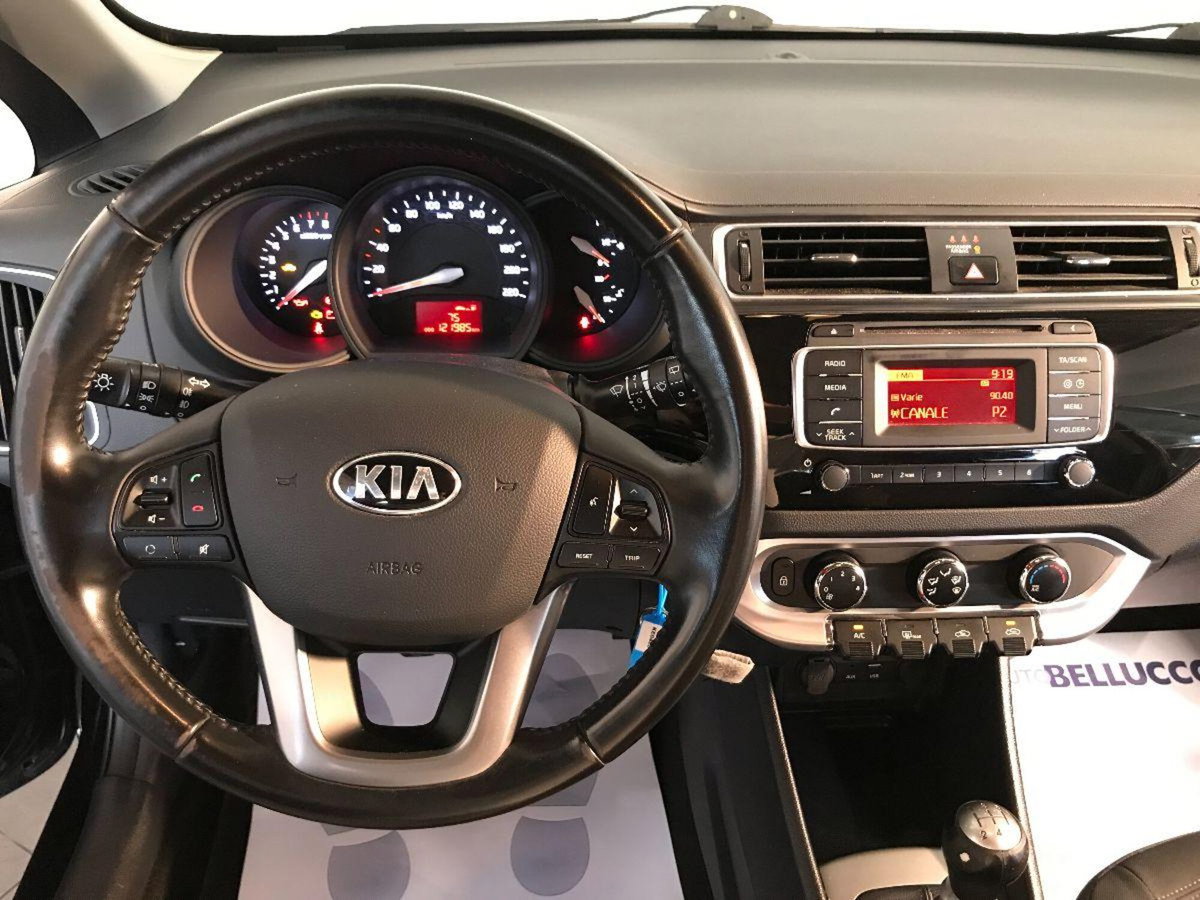 Kia Rio 1.2 CVVT 5p. Active (8)