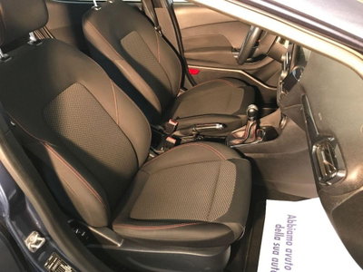 Ford Fiesta 1.1 85 CV 5 porte ST-Line (19)