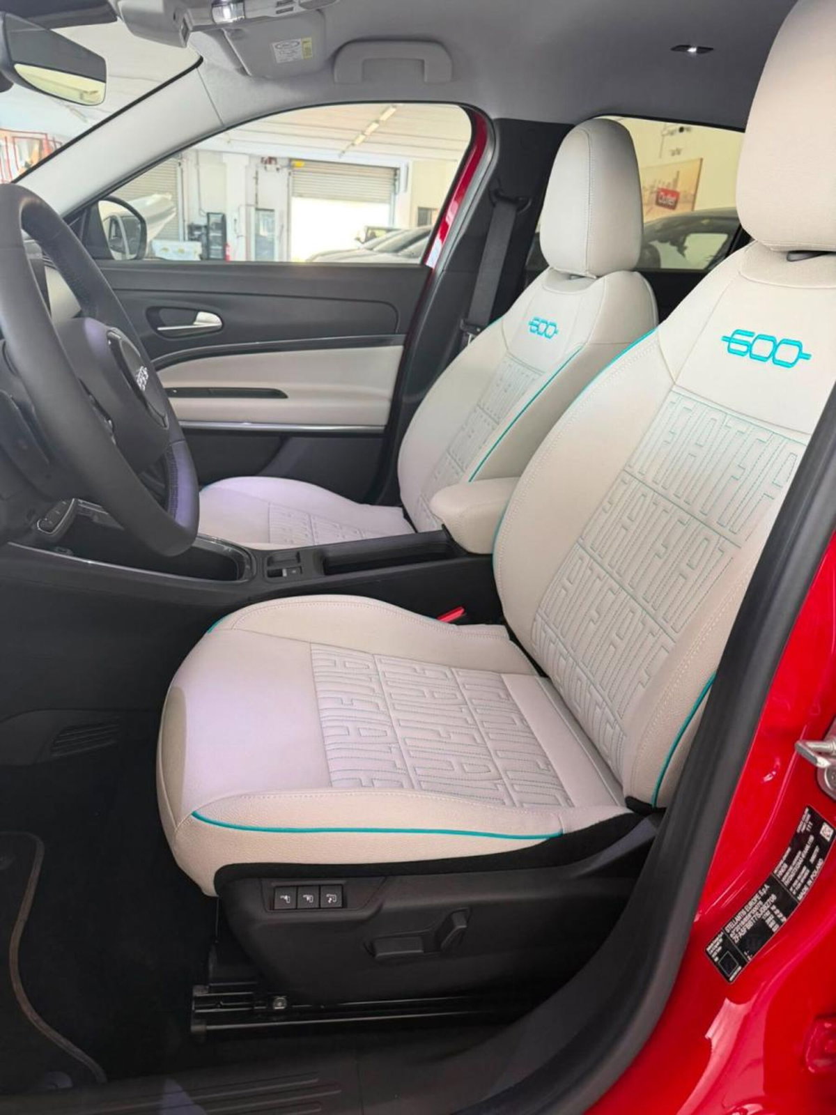Fiat 600 1.2 hybrid La Prima 145cv auto (11)
