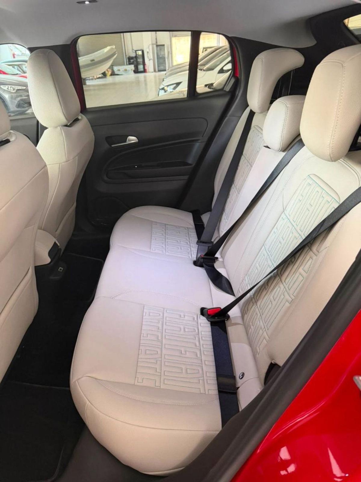 Fiat 600 1.2 hybrid La Prima 145cv auto (13)