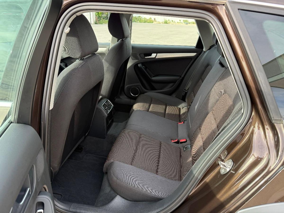 Audi A4 Allroad 2.0 TDI 177 CV S tronic Business Plus (17)