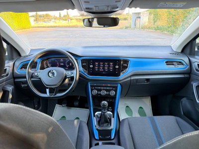 Volkswagen T-Roc 2.0 tdi Style 115cv (10)
