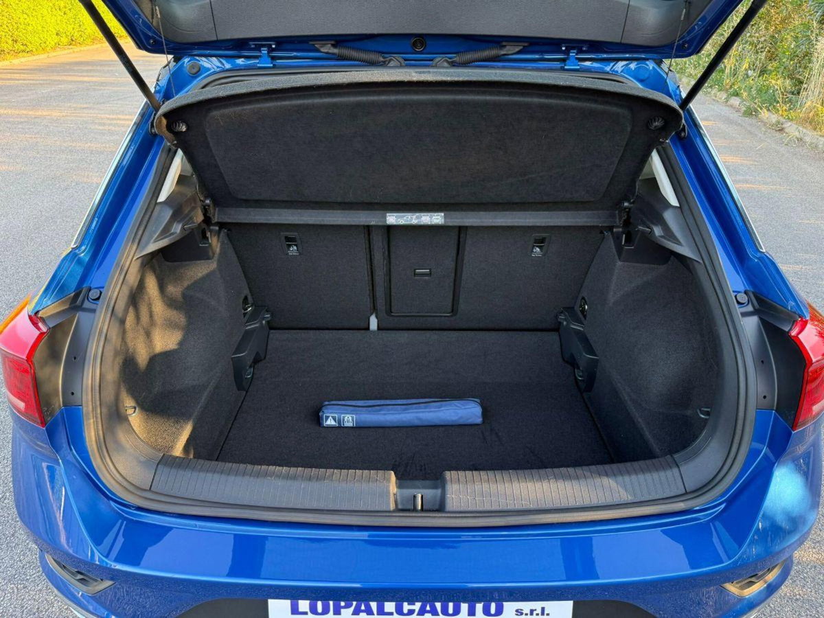Volkswagen T-Roc 2.0 tdi Style 115cv (15)