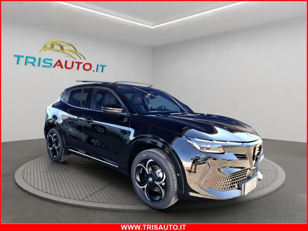 Alfa Romeo Junior elettrica Intensa 156cv