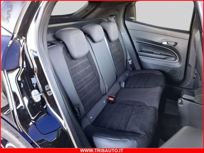 Alfa Romeo Junior elettrica Intensa 156cv (10)