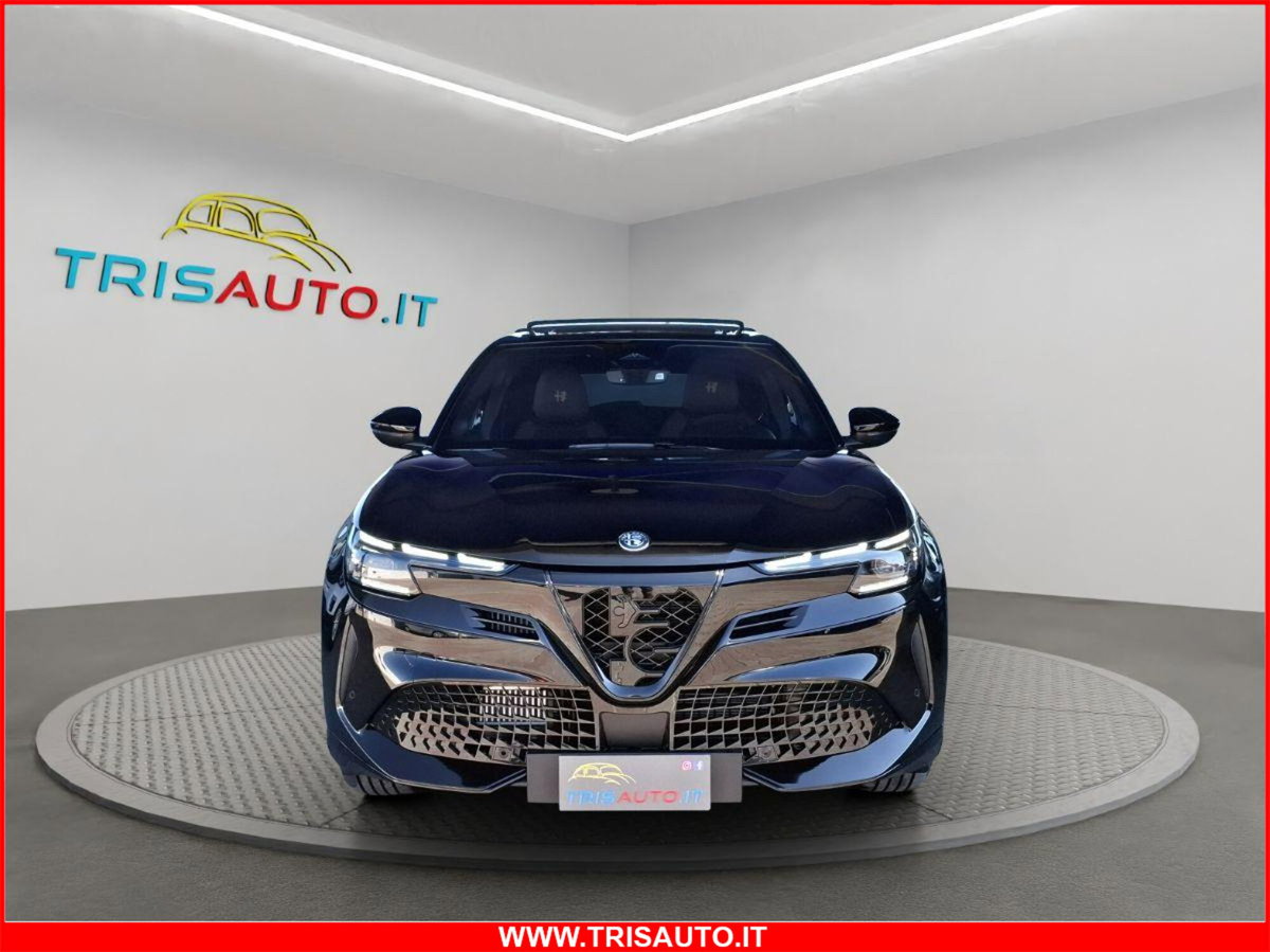 Alfa Romeo Junior elettrica Intensa 156cv (20)