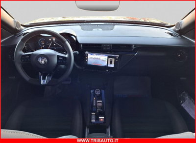 Alfa Romeo Junior elettrica Intensa 156cv (6)