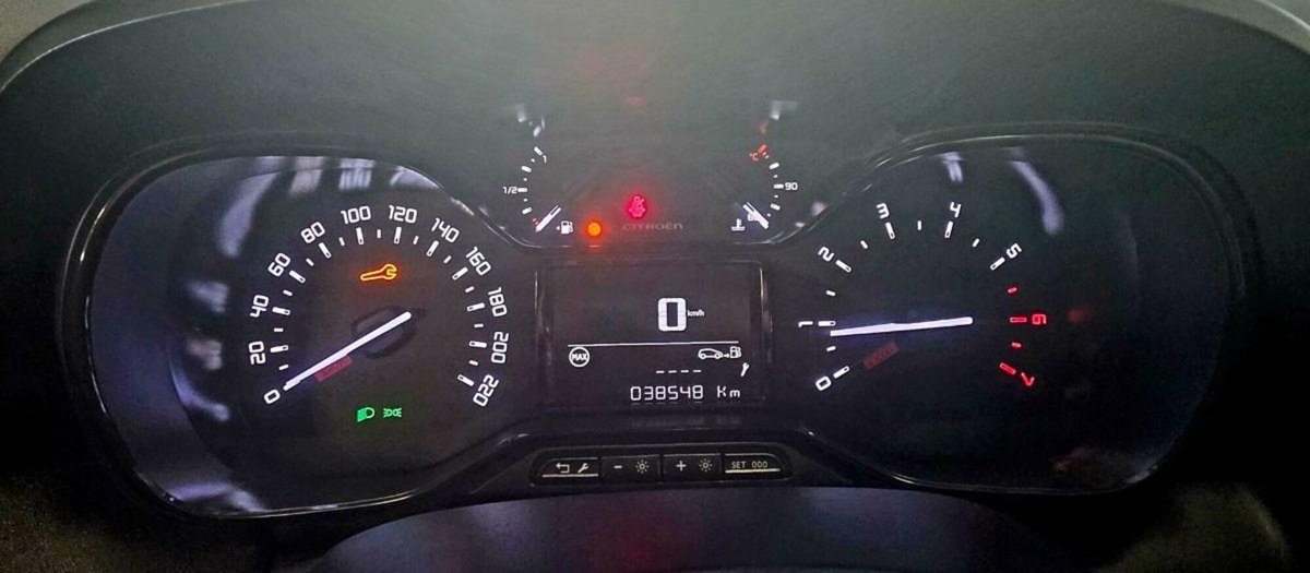 Citroen C3 Aircross BlueHDi 110 S&S Shine Pack (14)