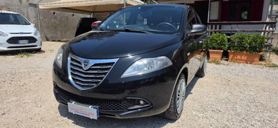 Lancia Ypsilon 1.2 69 CV 5 porte GPL Ecochic Gold (2)