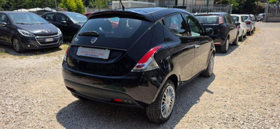 Lancia Ypsilon 1.2 69 CV 5 porte GPL Ecochic Gold (6)