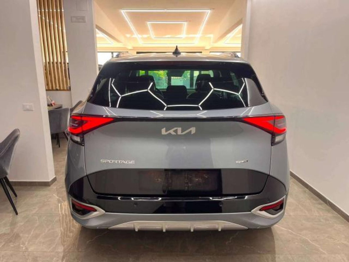 Kia Sportage 1.6 TGDi HEV AWD AT GT-line (9)