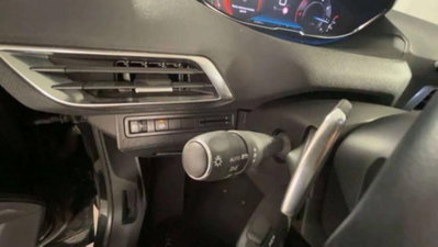 Peugeot 3008 BlueHDi 130 S&S Allure (13)