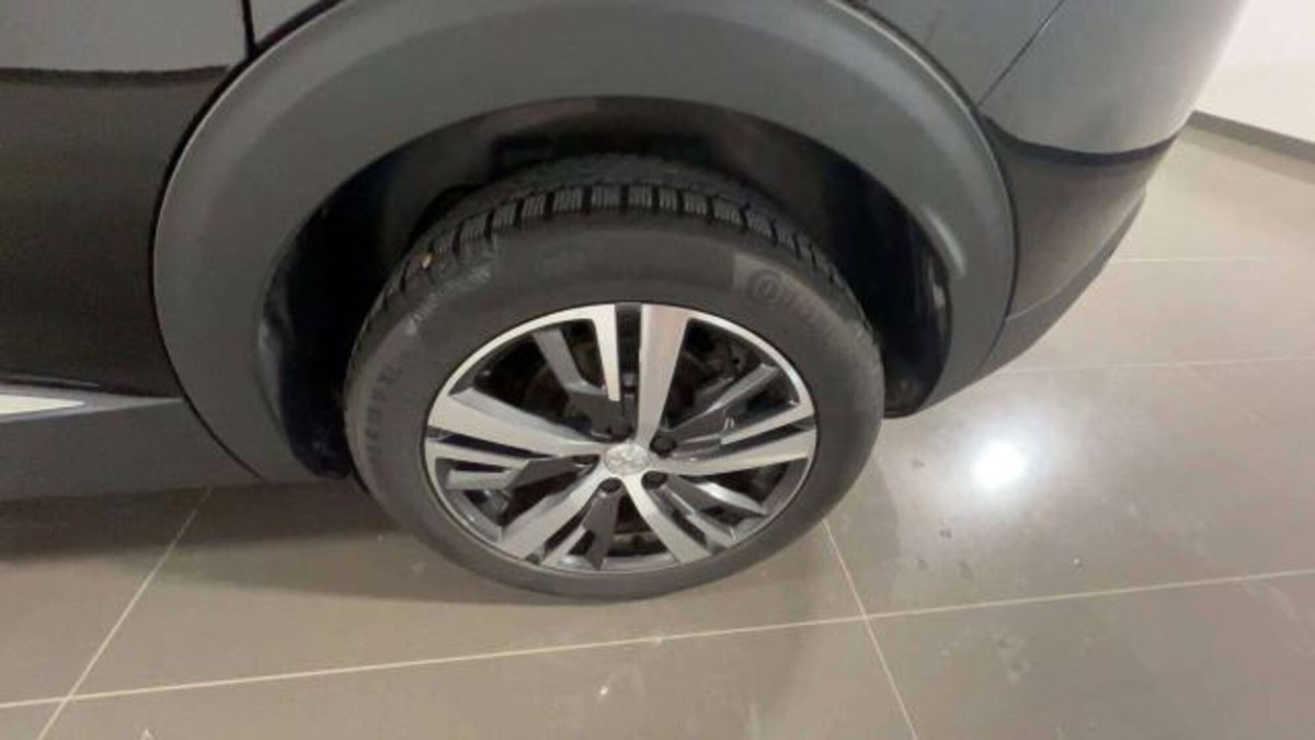 Peugeot 3008 BlueHDi 130 S&S Allure (7)