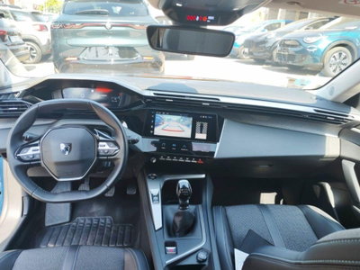 Peugeot 308 PureTech Turbo 130 S&S Allure Pack (15)