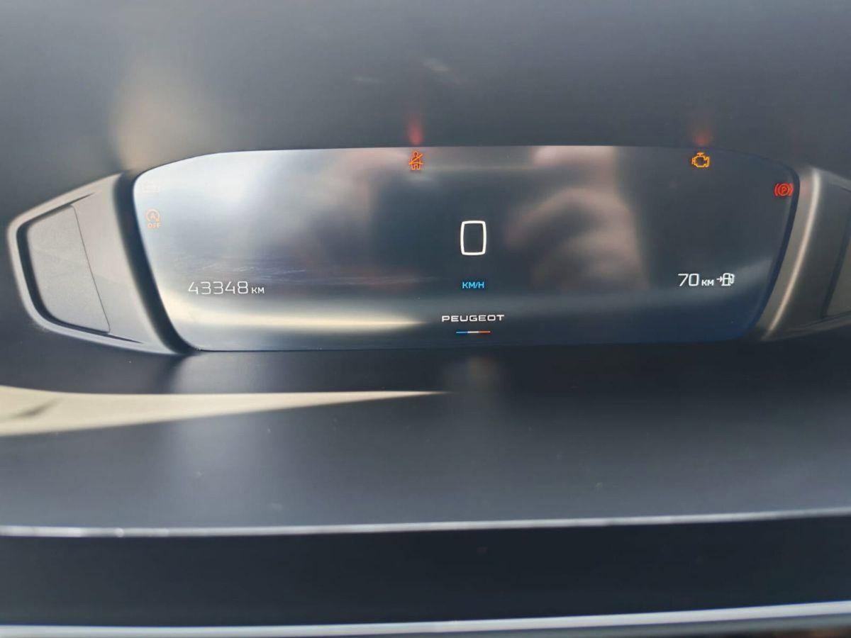Peugeot 308 PureTech Turbo 130 S&S Allure Pack (16)
