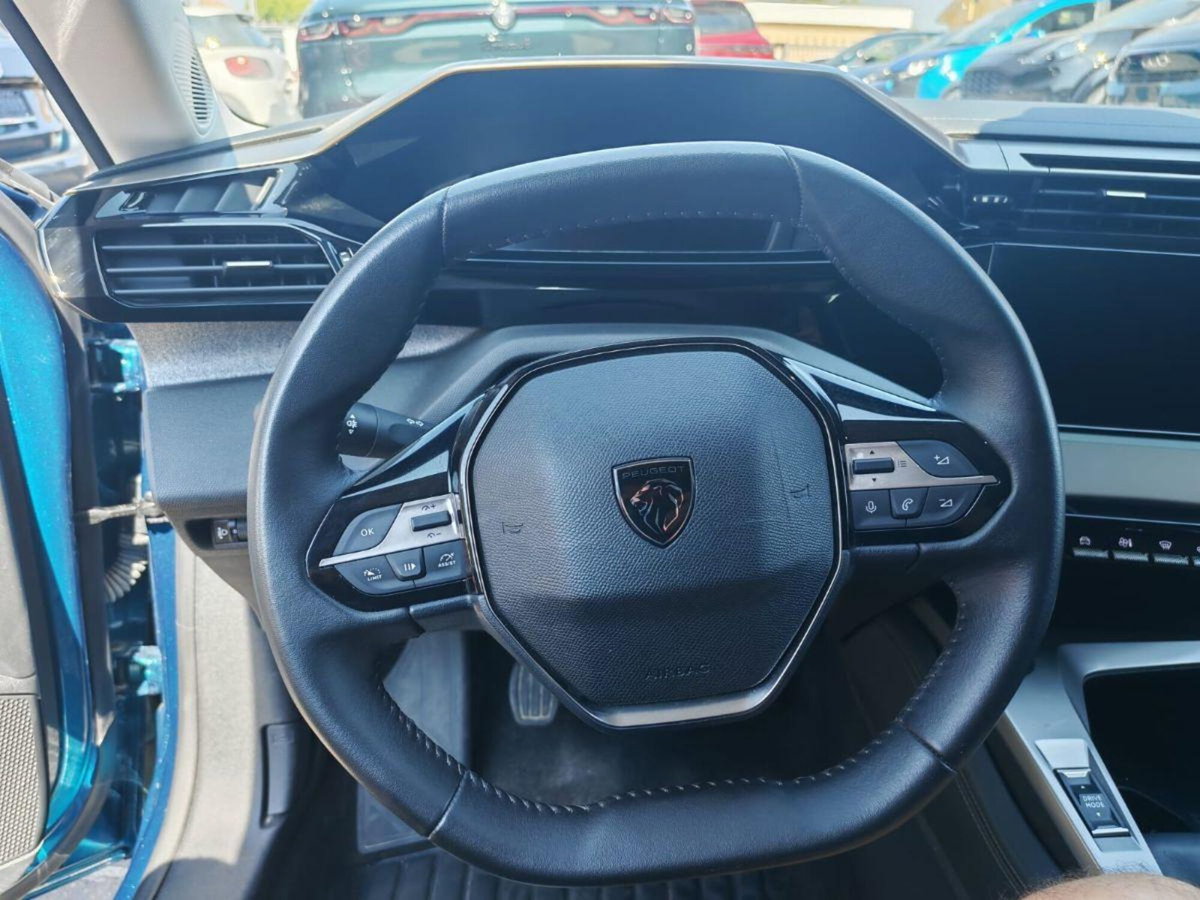 Peugeot 308 PureTech Turbo 130 S&S Allure Pack (7)