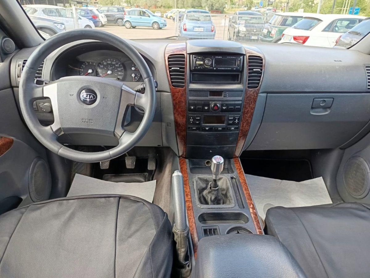 Kia Sorento 2.5 16V CRDI 4WD EX Comfort (14)