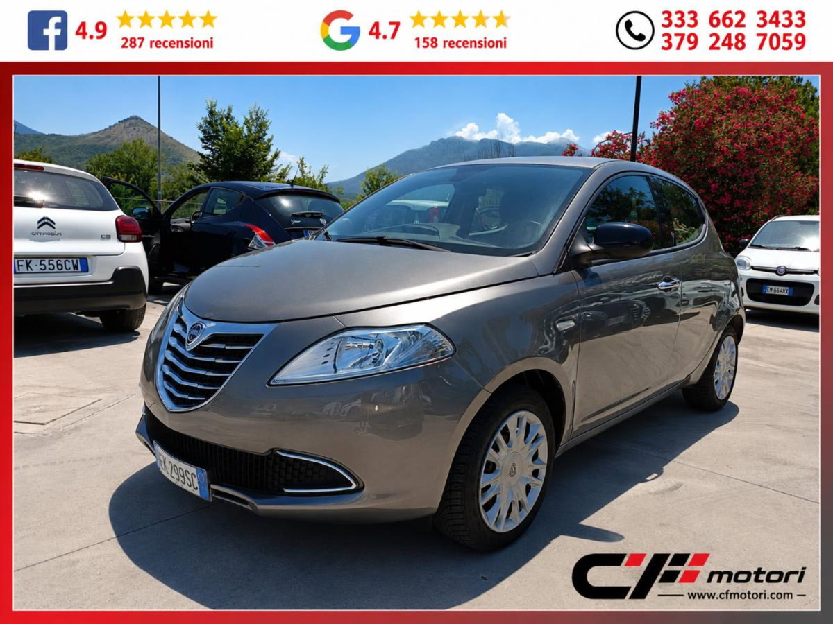Lancia Ypsilon 1.2 69 CV 5 porte Gold