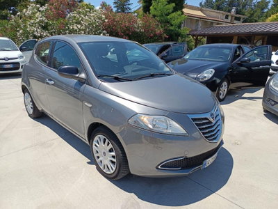 Lancia Ypsilon 1.2 69 CV 5 porte Gold (5)