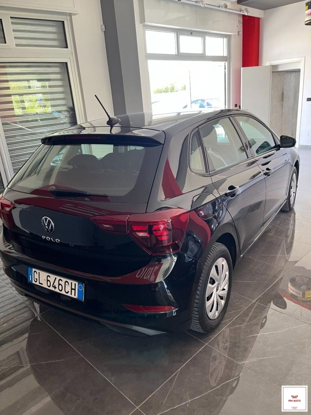 Volkswagen Polo 1.0 tsi Life 95cv (10)