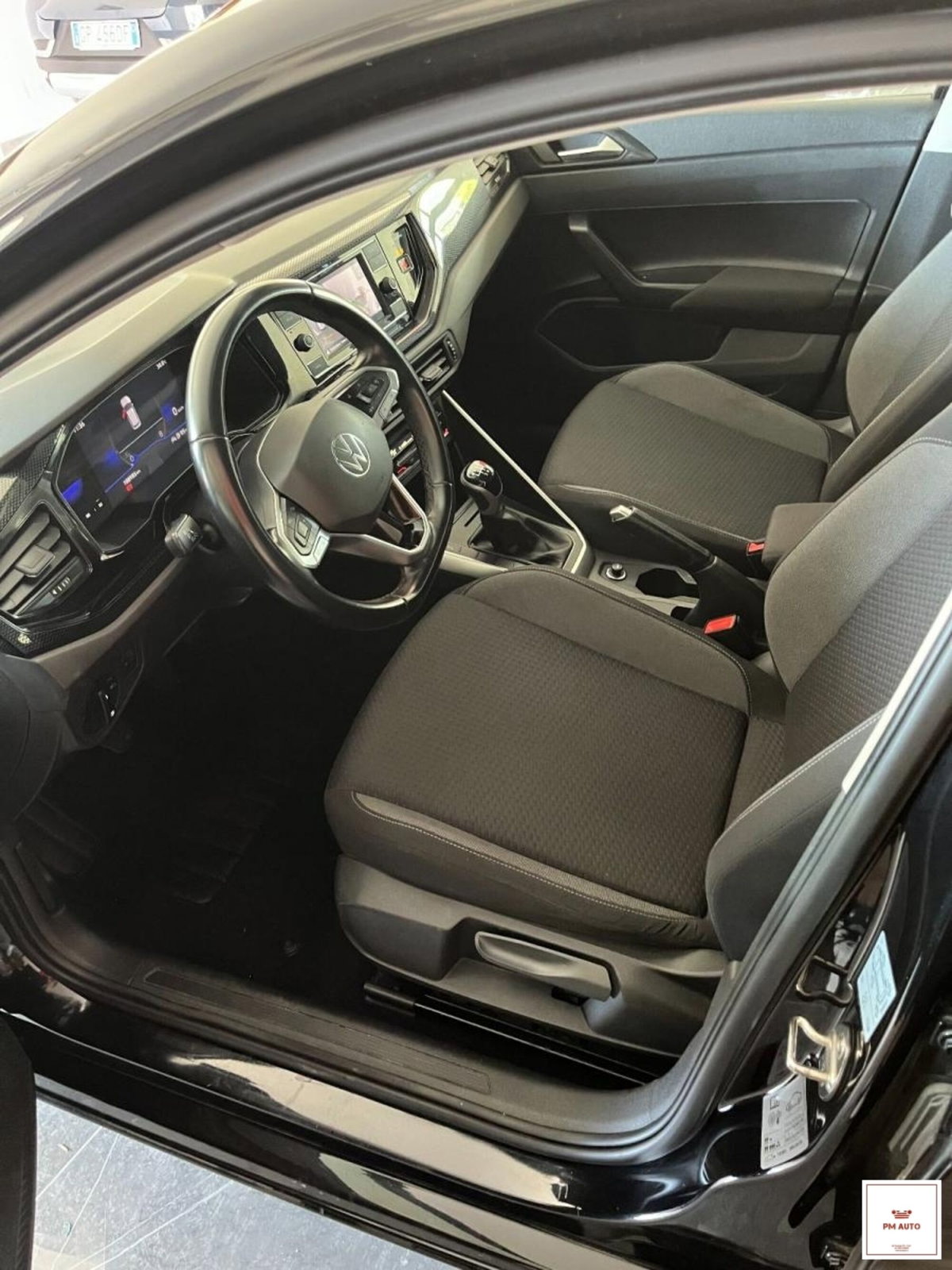 Volkswagen Polo 1.0 tsi Life 95cv (6)