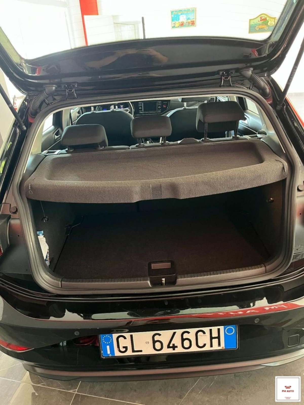 Volkswagen Polo 1.0 tsi Life 95cv (9)