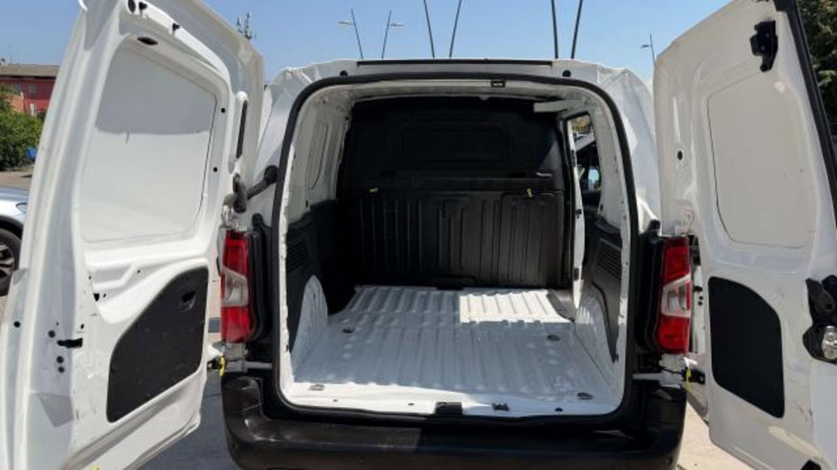 Opel Combo Furgone cargo XL d.cab mobile 1.5d 100cv S&S mt6 (14)