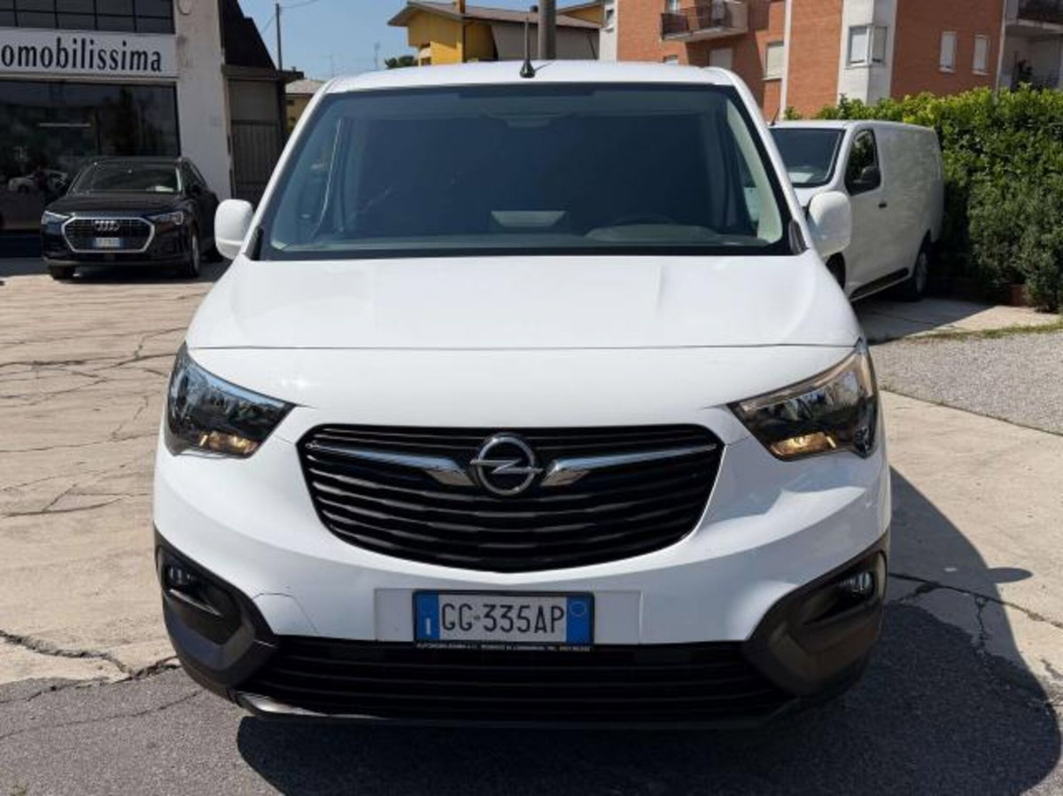 Opel Combo Furgone cargo XL d.cab mobile 1.5d 100cv S&S mt6 (2)