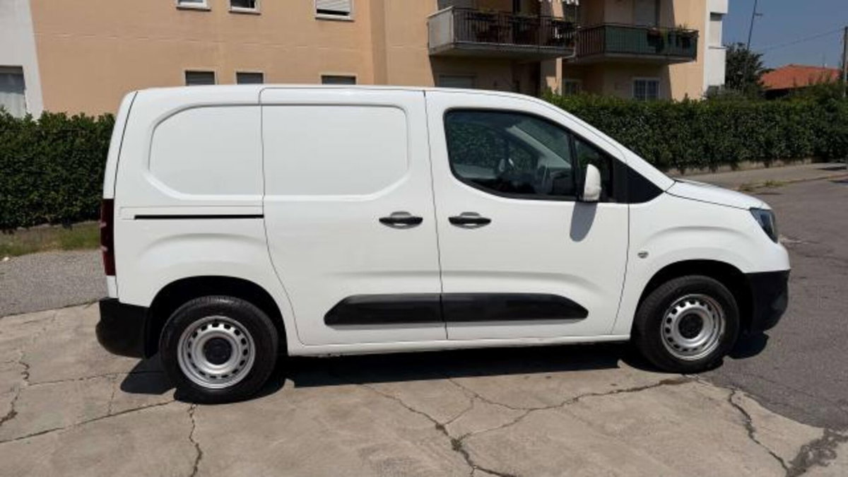 Opel Combo Furgone cargo XL d.cab mobile 1.5d 100cv S&S mt6 (5)