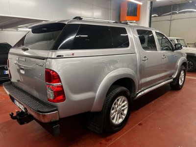 Toyota Hilux 3.0 D-4D 4WD 4p. Double Cab SR (7)