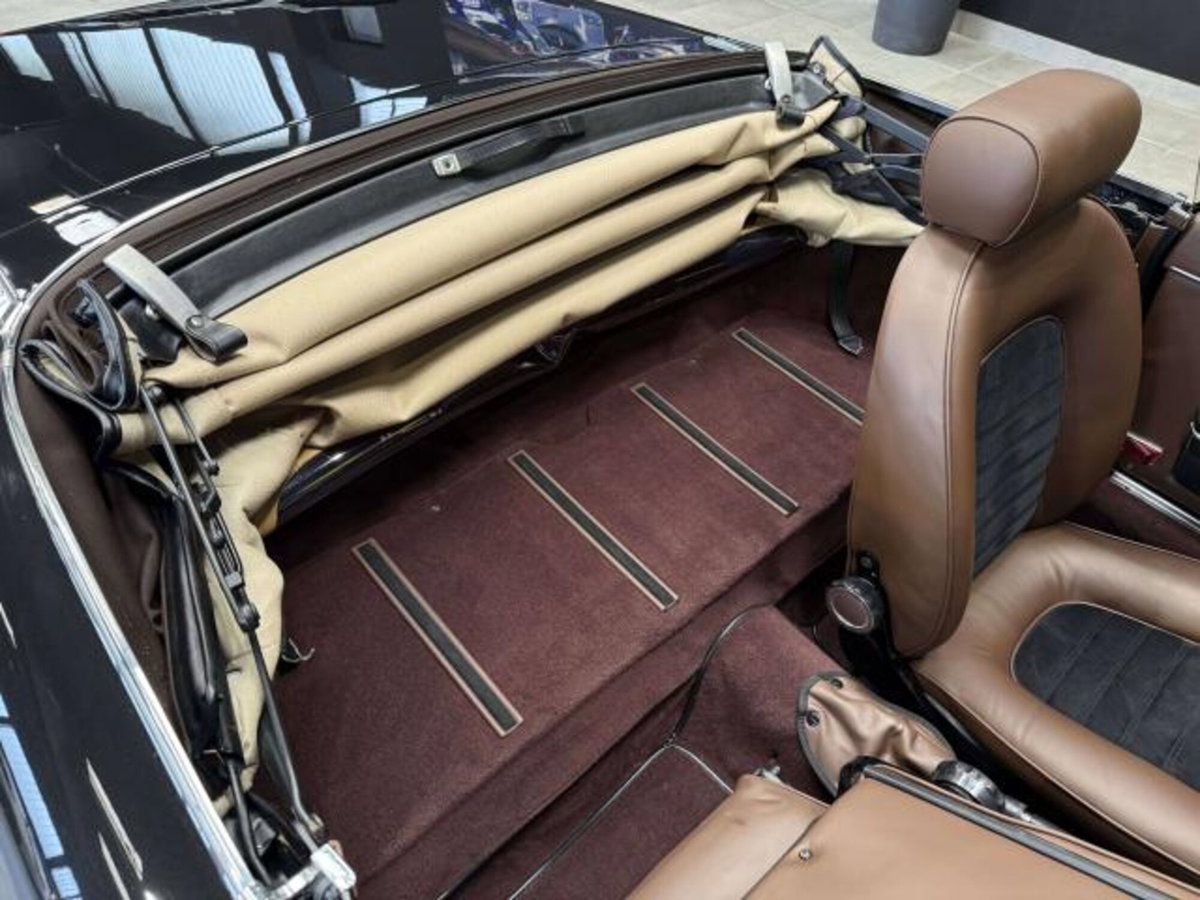 Alfa Romeo Spider 2.0 Veloce (12)