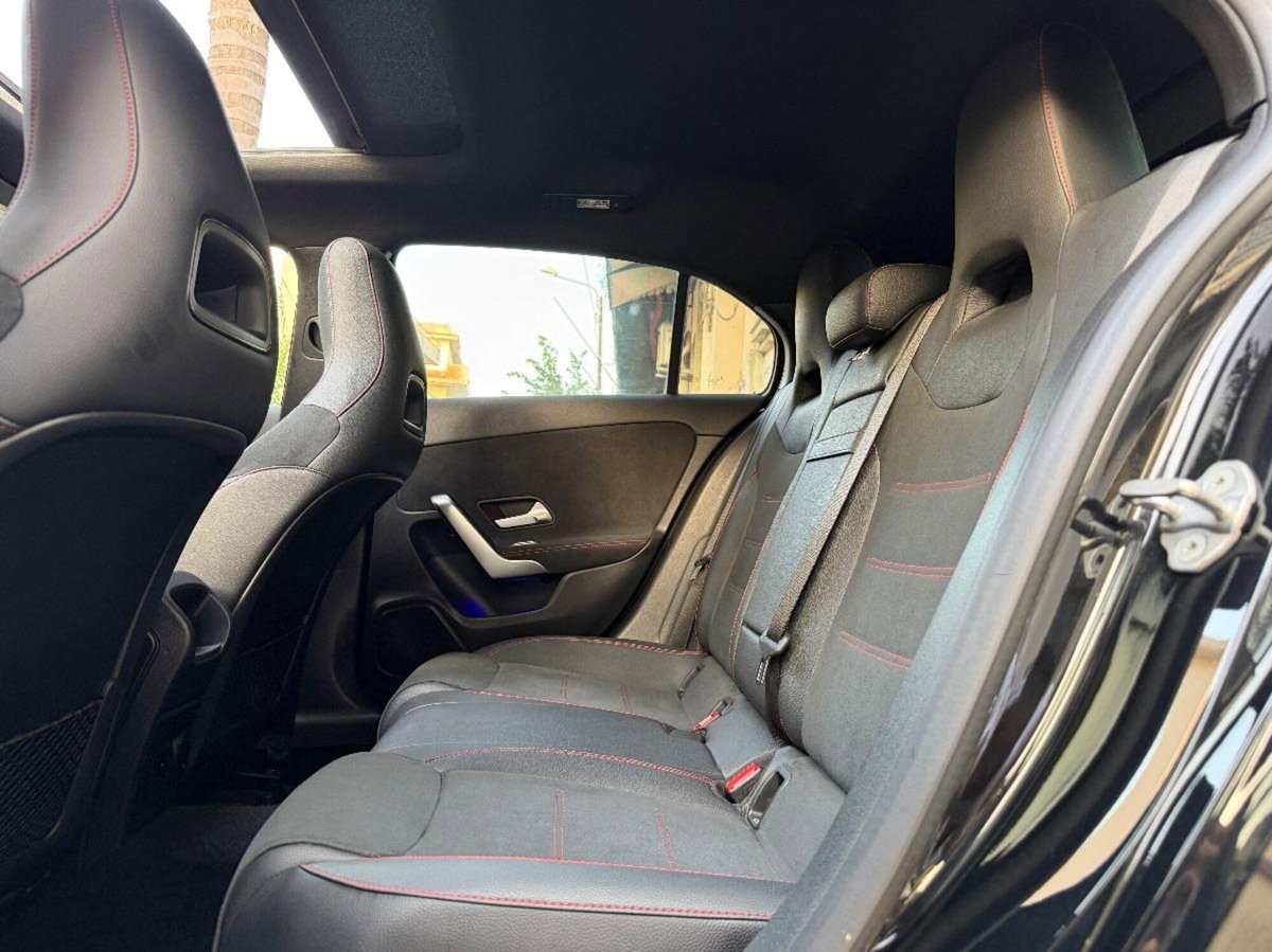 Mercedes-Benz Classe A 180 d Automatic Premium (17)