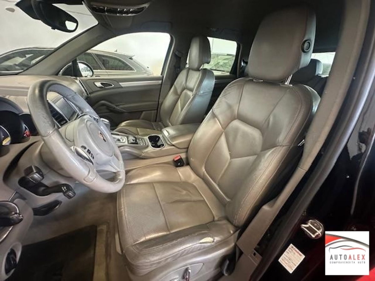 Porsche Cayenne 3.0 Diesel (7)