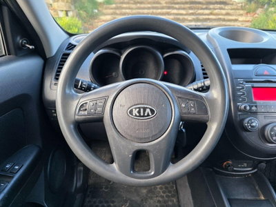 Kia Soul 1.6 CRDi VGT Cool (12)