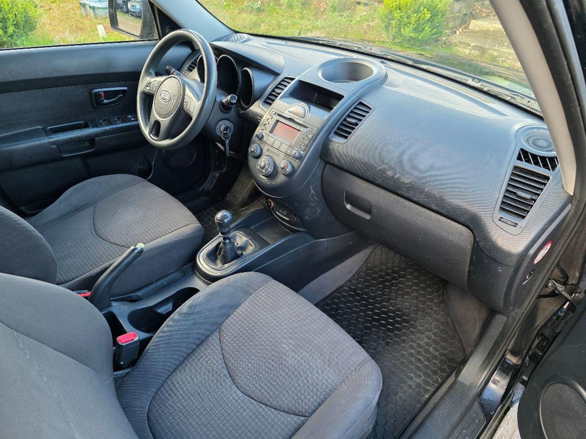 Kia Soul 1.6 CRDi VGT Cool (15)