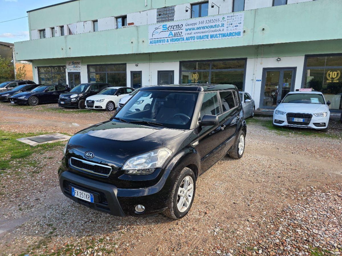 Kia Soul 1.6 CRDi VGT Cool (2)