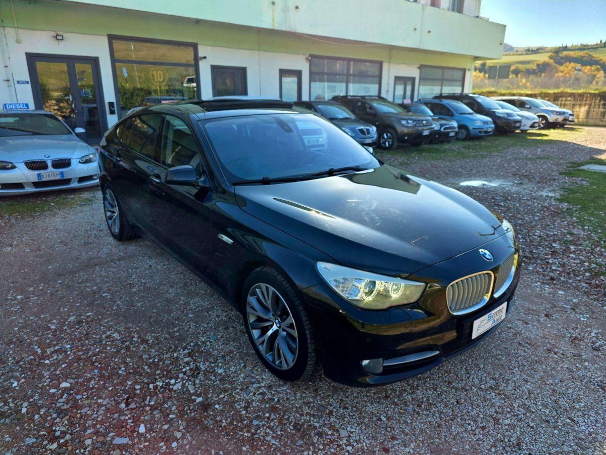BMW Serie 5 GT 550i  Futura (12)