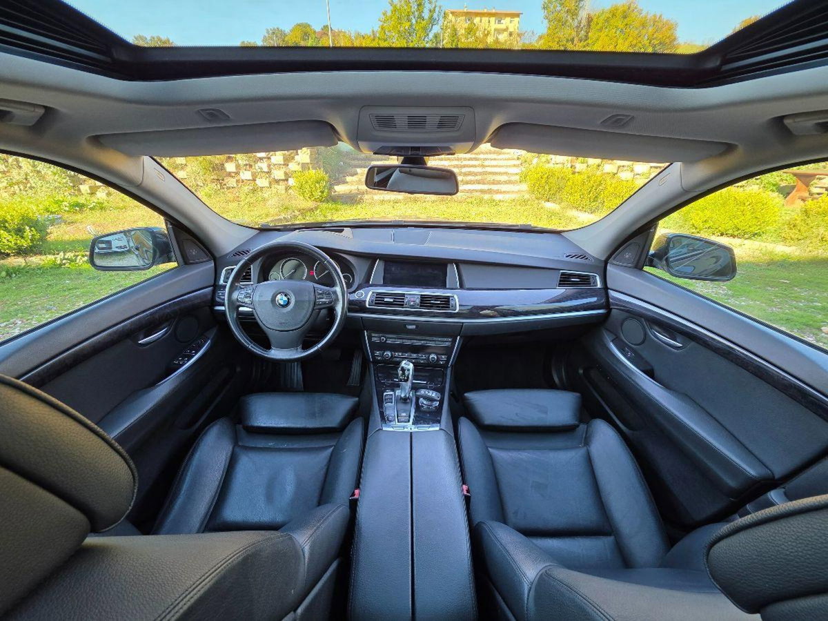 BMW Serie 5 GT 550i  Futura (15)