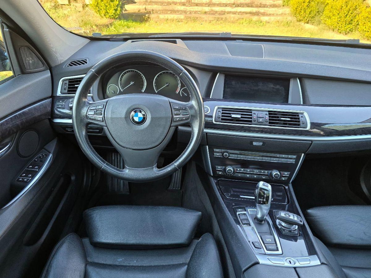 BMW Serie 5 GT 550i  Futura (17)