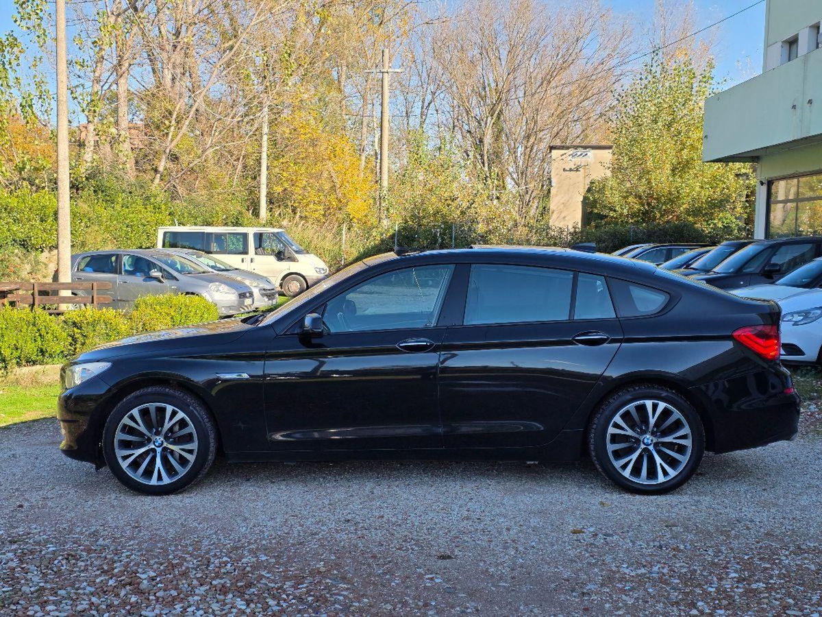 BMW Serie 5 GT 550i  Futura (6)