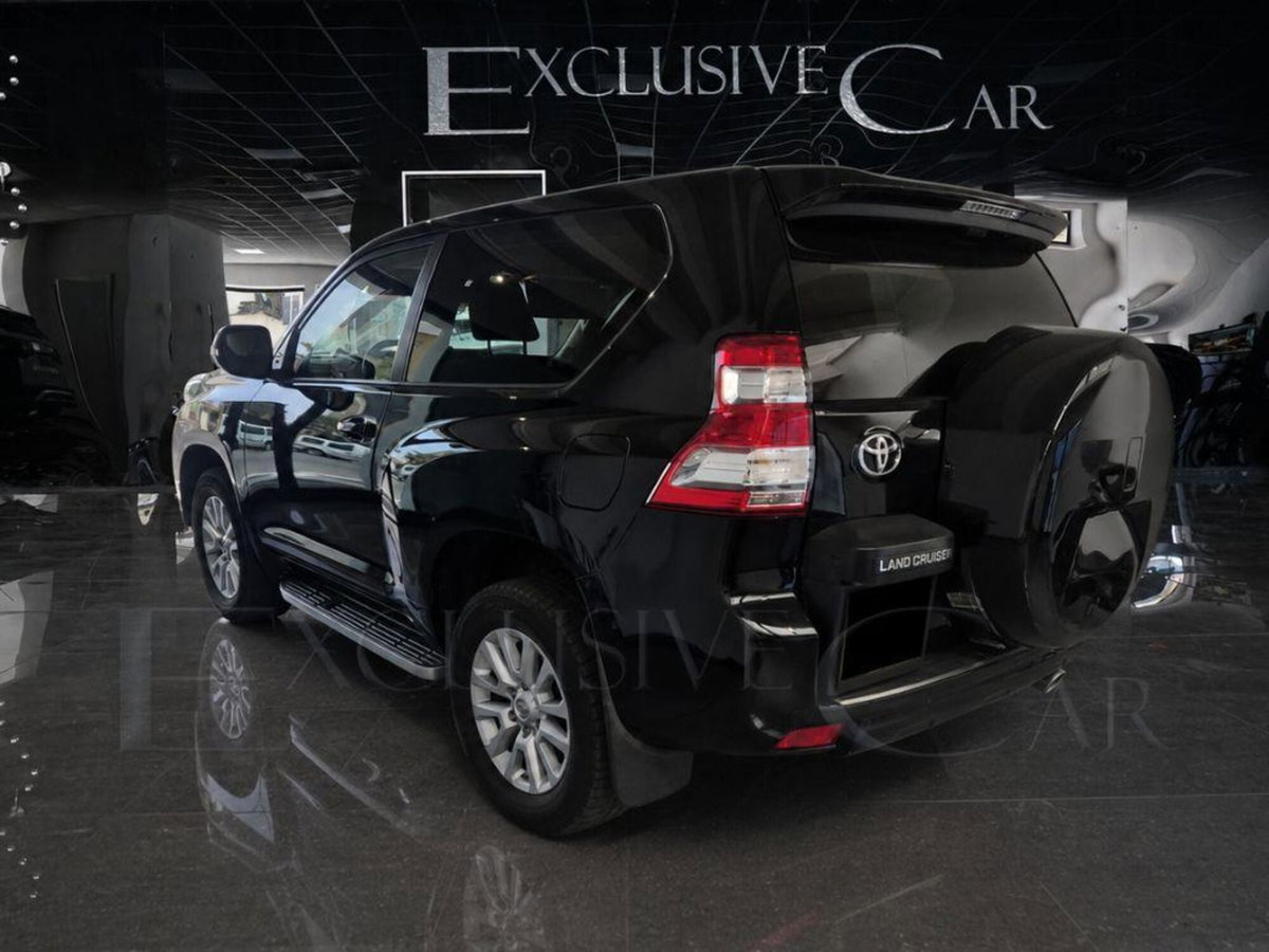 Toyota Land Cruiser 2.8 D4-D 5 porte Lounge (4)