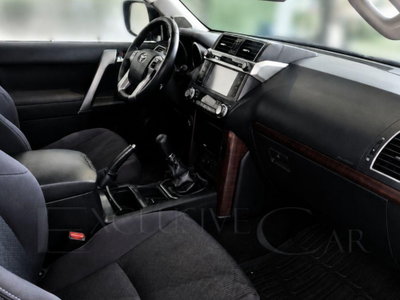 Toyota Land Cruiser 2.8 D4-D 5 porte Lounge (7)