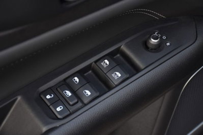 Jeep Compass 1.3 T4 190CV PHEV AT6 4xe Night Eagle (18)