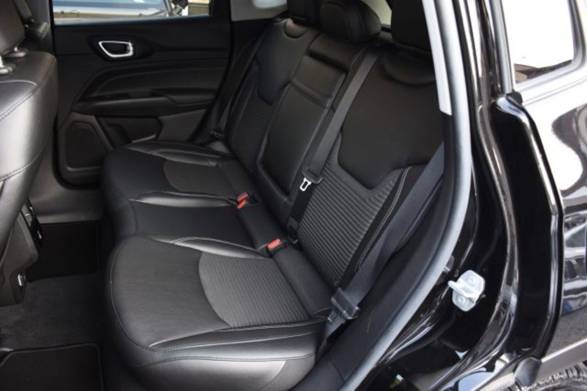 Jeep Compass 1.3 T4 190CV PHEV AT6 4xe Night Eagle (20)