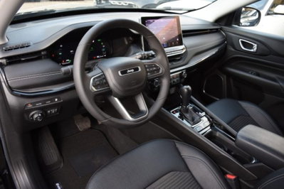 Jeep Compass 1.3 T4 190CV PHEV AT6 4xe Night Eagle (5)