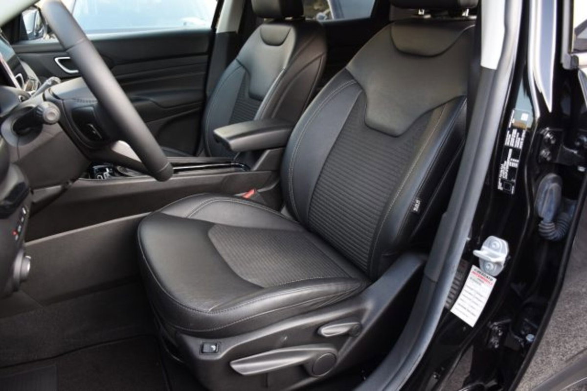 Jeep Compass 1.3 T4 190CV PHEV AT6 4xe Night Eagle (6)