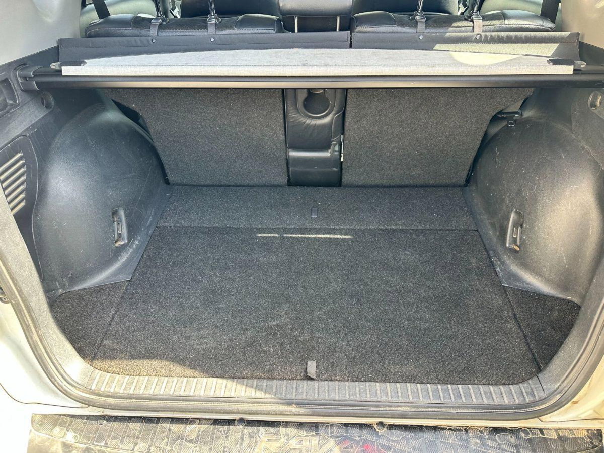 Toyota Rav4 2.2 D-4D 150 CV DPF Exclusive (15)