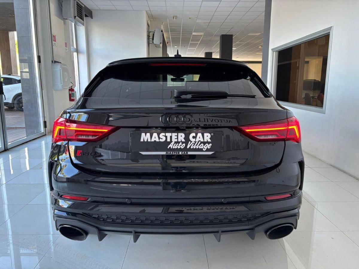 Audi RS Q3 Sportback 2.5 quattro s-tronic (8)
